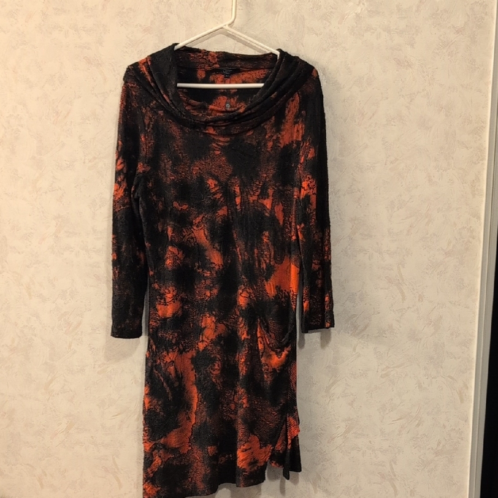 Ativa Black and Red Long Sleeve Dress